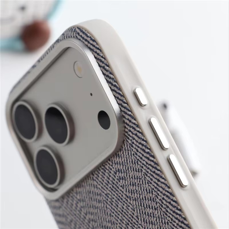 Tech Woven Canvas Luxury Magne - огляд і ціна Magsafe Wireless Charger