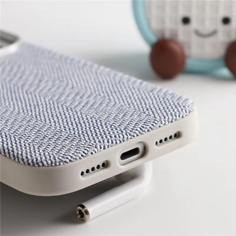 Tech Woven Canvas Luxury Magne - огляд і ціна Magsafe Wireless Charger